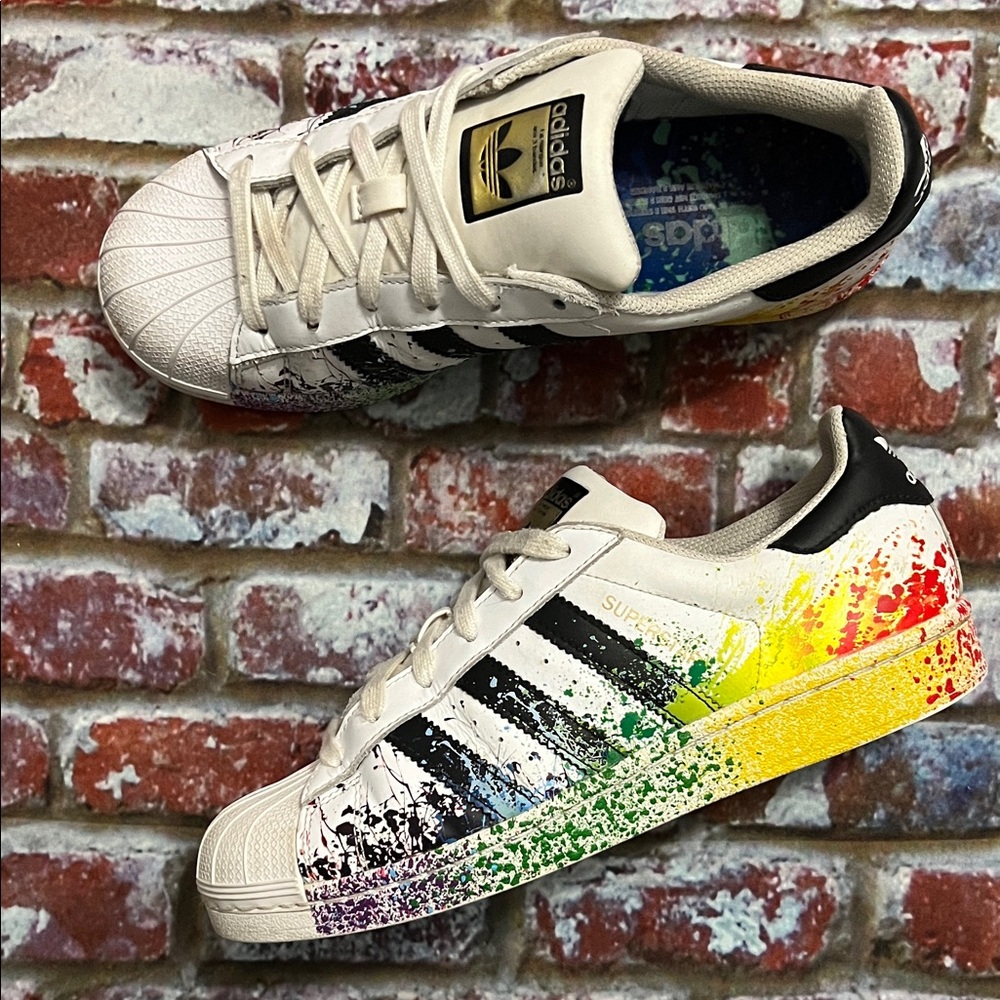 Adidas Pride Superstar Classics - image 3